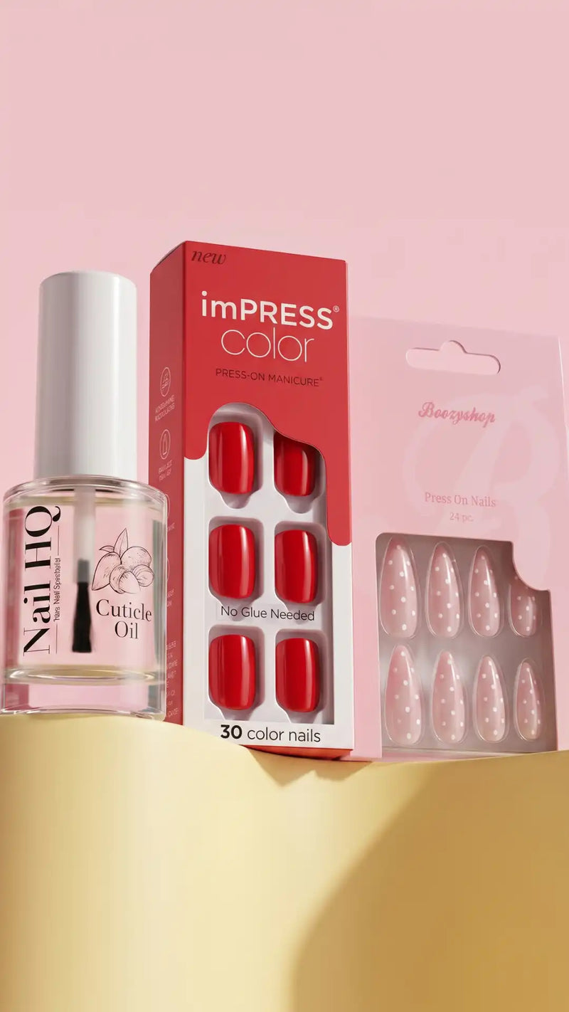 nails