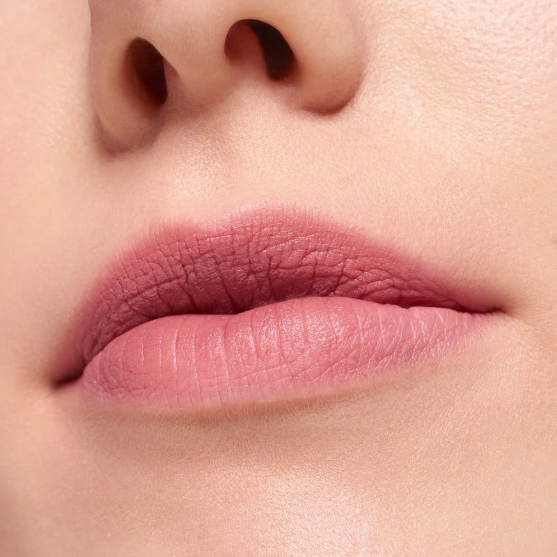 Essence Blur Soufflé Matte Lip Cream 06 Pillow Talking