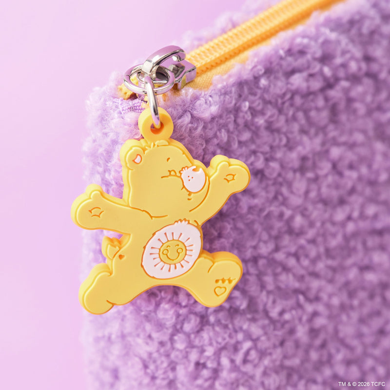 Essence Care Bears Make Up Bag 01 Cuddle Approved