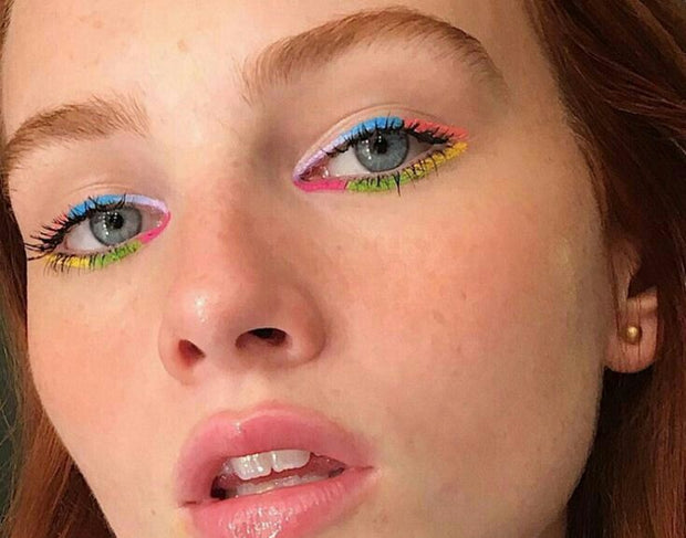 <h2>Colorful Eyeliner</h2>