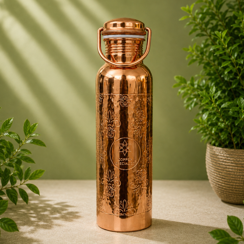 Ayurveda Specialist Pure Copper Water Bottle Flower Pattern with Handle, koperen waterfles met bloemenpatroon en handvat