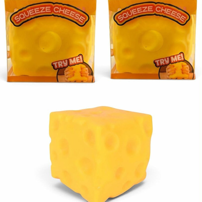 Squishy Cheese Squishy XL, extra grote squishy in de vorm van een blok kaas.