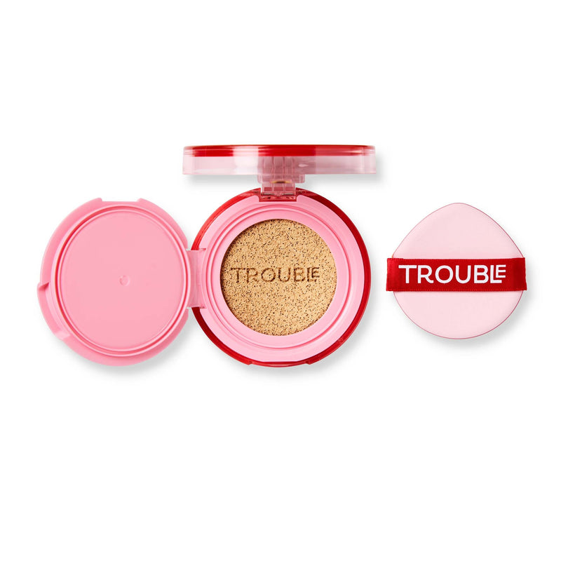 Trouble Maker Button Pusher Air Cushion Foundation Moon Walker, lichte cushion foundation