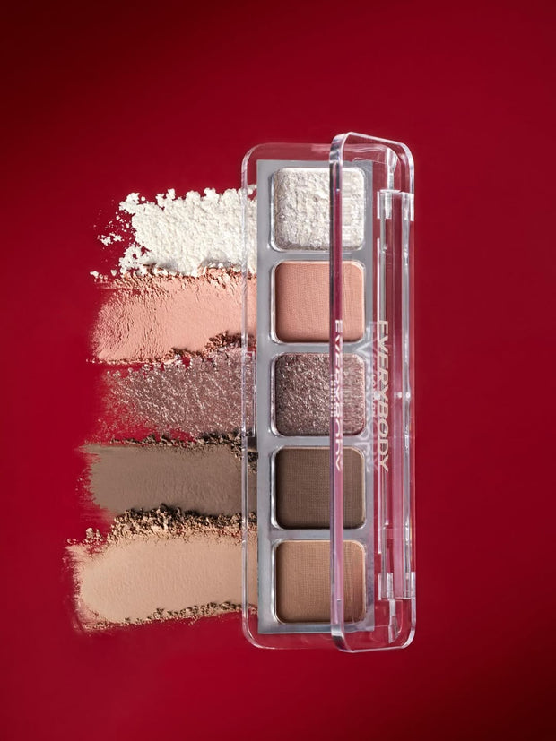 <h2>Shine bright this season</h2>