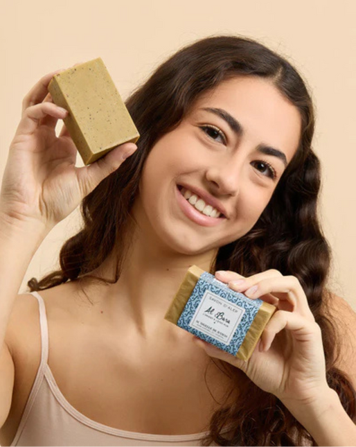 Al Bara Aleppo Scrub Zeep Pure Olijfolie Met Zwart Zaad