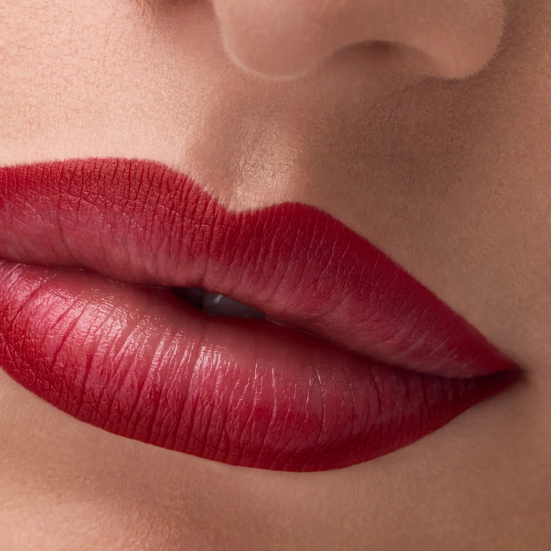 Catrice Gel Glide Long-Lasting Lip Liner 030 Left On Red