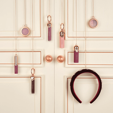 Catrice Hollyglazing Glazing Lip Colour 01 Holly Jolly Glaze