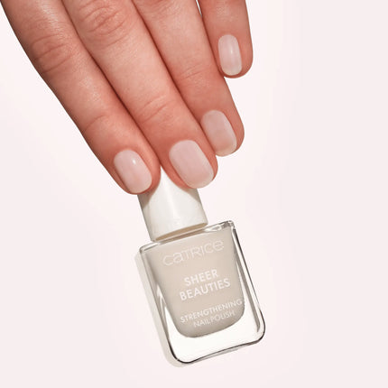 Catrice Sheer Beauties Strengthening Nail Polish 010 Milky Not Guilty