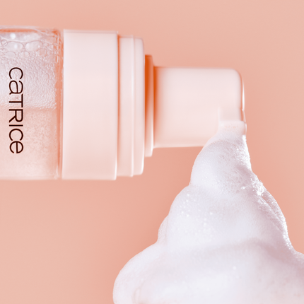 Catrice Soft Glam Foam Primer 010 Beyond The Cloud