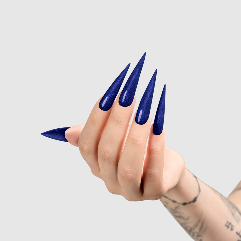 Chaun Legend gellak Naughty Navy op de nagel