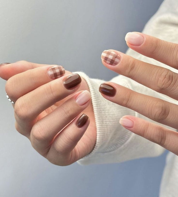 <h2>Tartan Nails</h2>