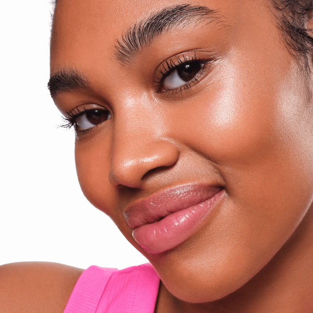 Essence Baby Got Glow Highlighter Stick 20 Rosy Glaze