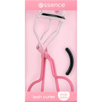 Essence Feelin' Comfy Lash Curler Self-care Club Member