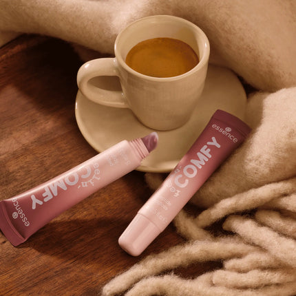 Essence Feelin' Comfy Peptide Lipgloss 02 Cinnamon Cuddles
