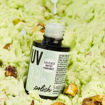 Essence UV Gel Nail The Melted Drop Edit