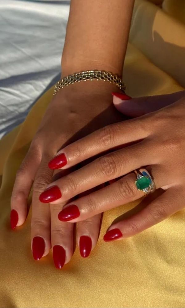 nails