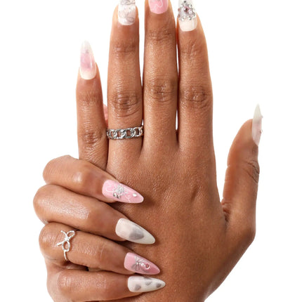 Never Have I Ever Press-On Nails Hearts of Pearls