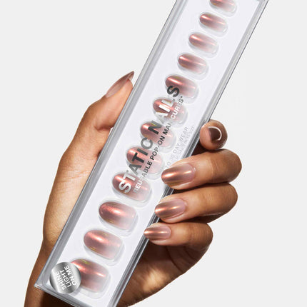 Static Nails Reusable Pop-On Manicure Nude Illusion Round