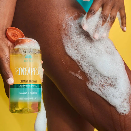 Tree Hut Foaming Gel Body Wash Pineapple